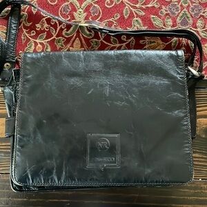 Nina Ricci Compartmental Crossbody Leather Bag Soft & Rich Flap Over Vintage